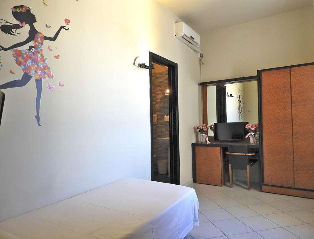 Hotel Scigliano Rossano Rum bild